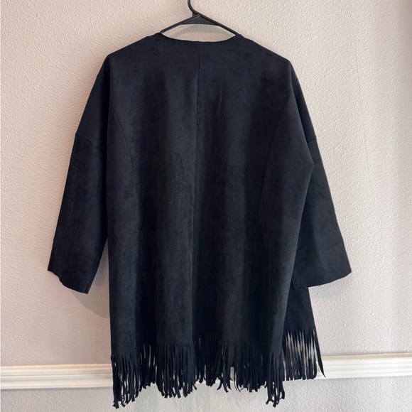 Velvet by Graham & Spencer Black Cardigan with Fringe Details - Picture 8 of 10
